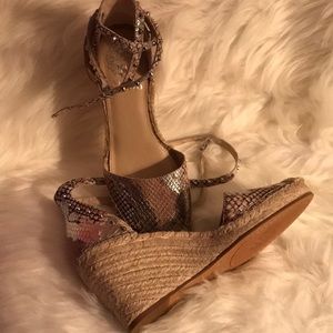 Vince Camuto wedge multi color